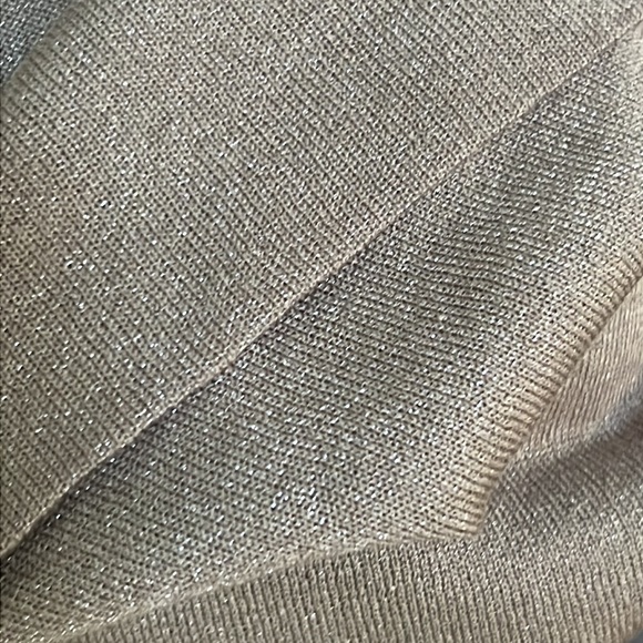 Ann Taylor top. Size S - Picture 7 of 11